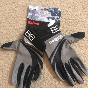 Wilson football gloves youth medium